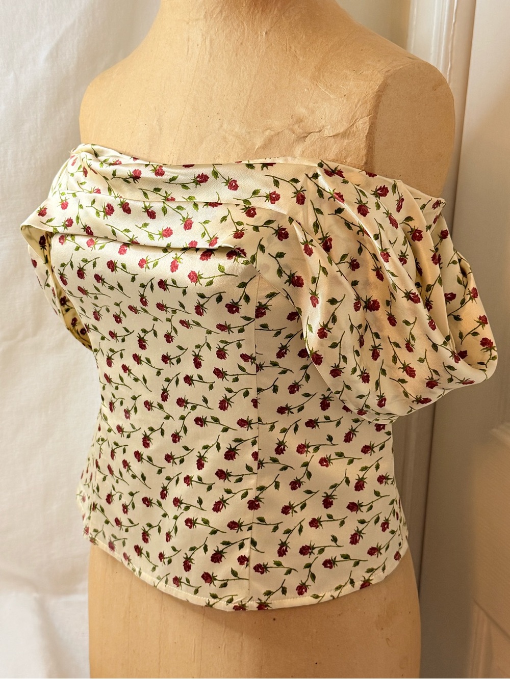 Reformation Lux Silk Top in Madison - Off The Shoulder - Size 6 NWOT